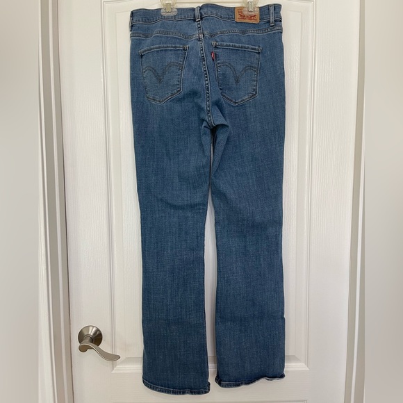 Levi Classic Boot Jeans - Picture 3 of 11